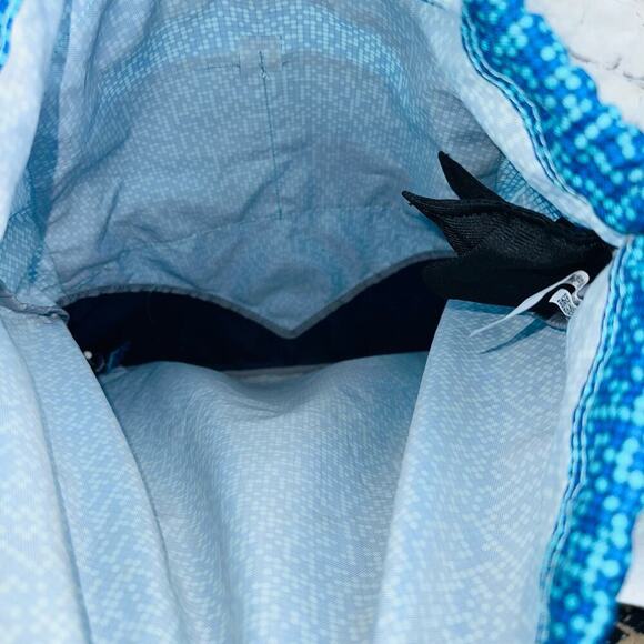 EUC Under Armour Blue Dots Sling Drawstring Bag/Backpack - Picture 3 of 7